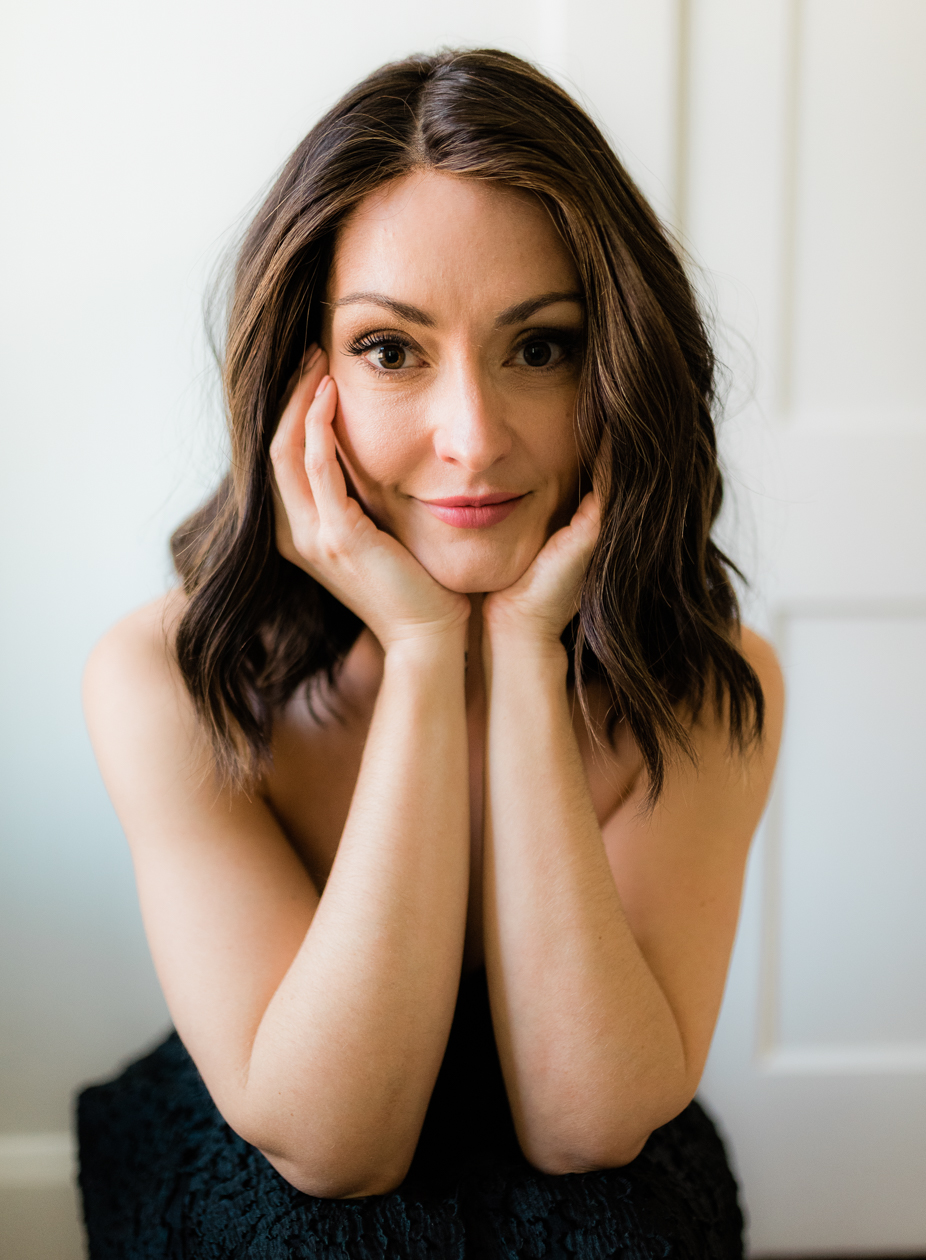 woman wearing a wig with confidence